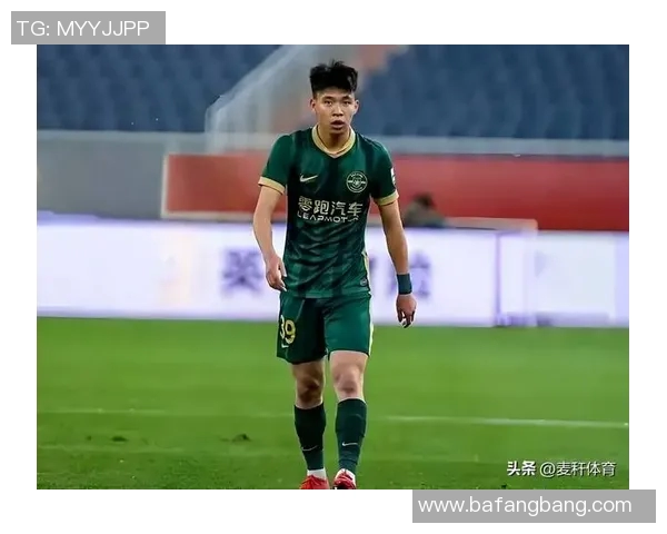 国足新名单公布武磊重返阵容杨明洋首次入选王钰栋在列蒋圣龙缺席